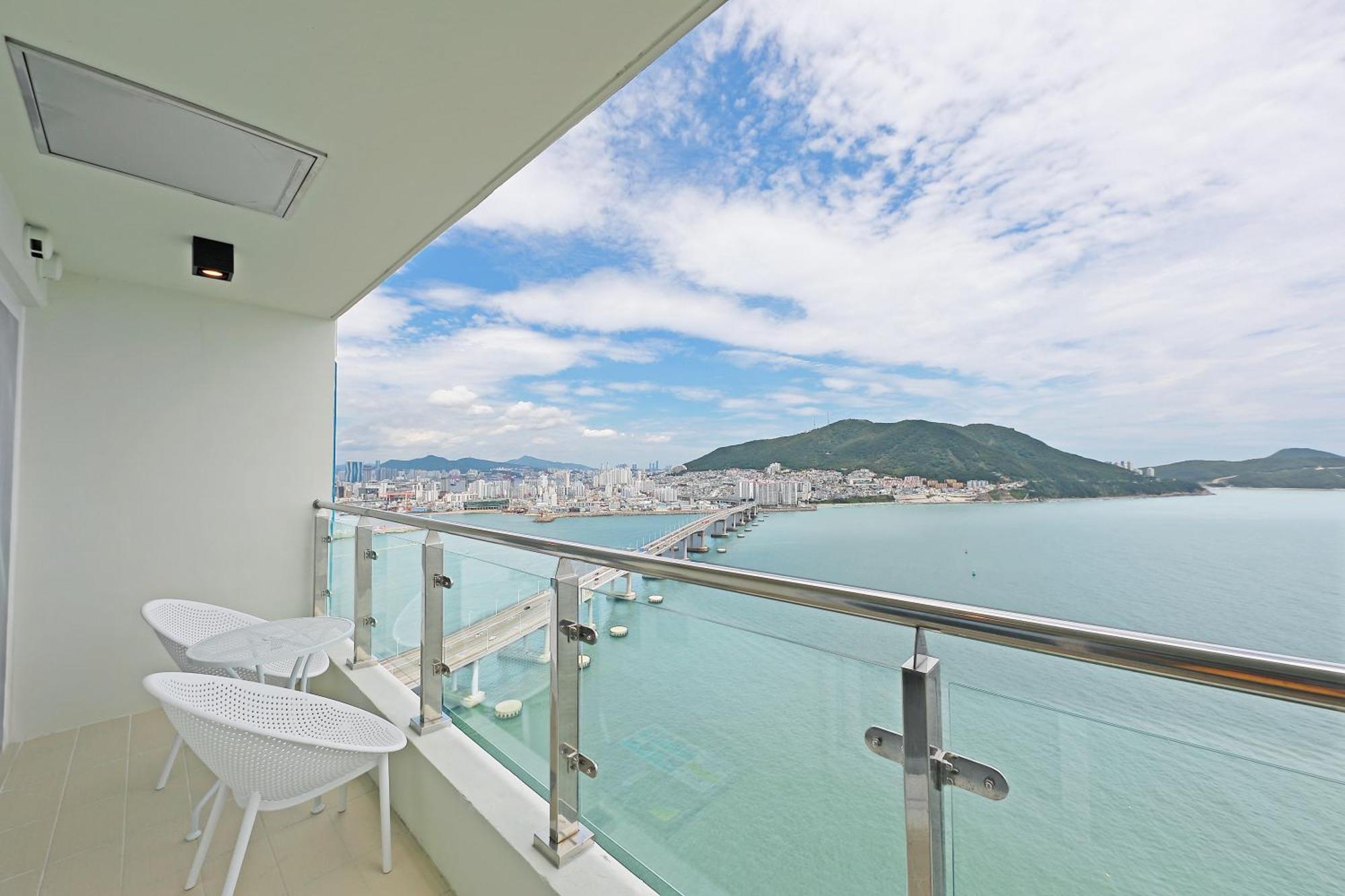 Elmomento Songdo Lägenhet Busan Exteriör bild